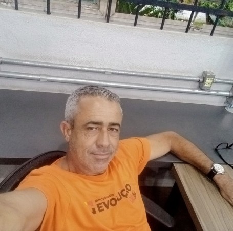 Giovani, 47, Porto Alegre