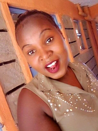 Gladys, 24, Nairobi