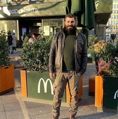 Abdullah, 30, Braunschweig