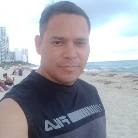 Javier, 38, New York