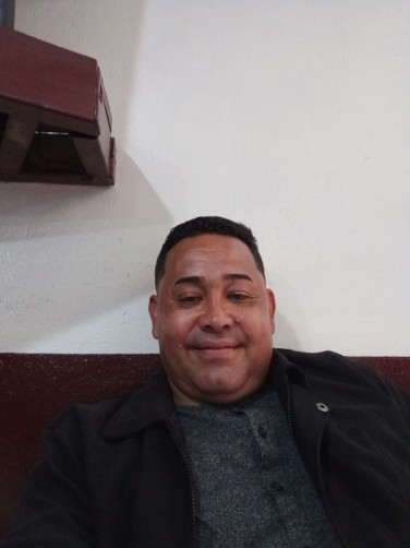Hector, 47, Chacao