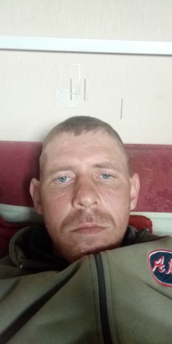 Николай, 32, Tikhoretsk