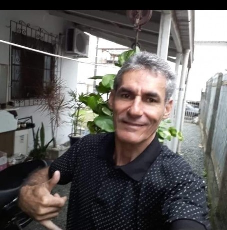 José, 52, Balneário Camboriú