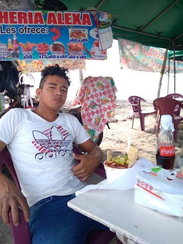 Alexander, 20, Chimaltenango