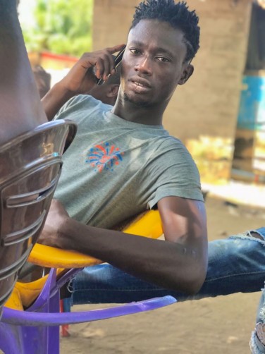 Franck, 21, Monrovia