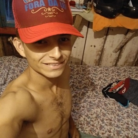 Adriano, 21, Venancio Aires