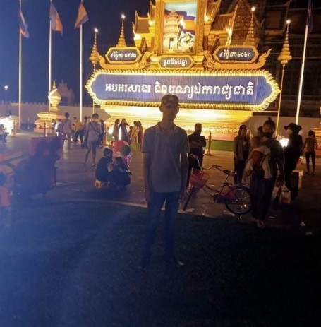 បង, 35, Phnom Penh