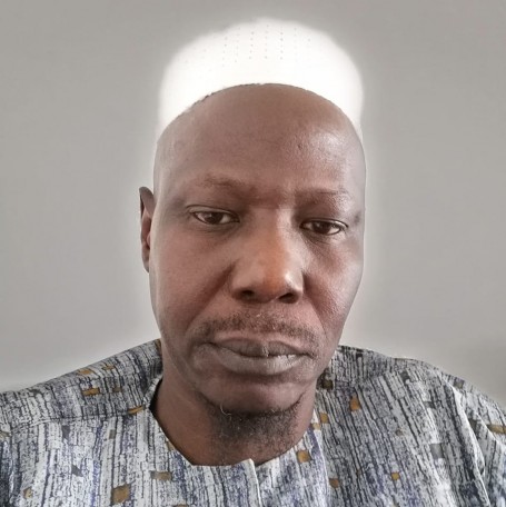 Amadou, 49, Les Mureaux