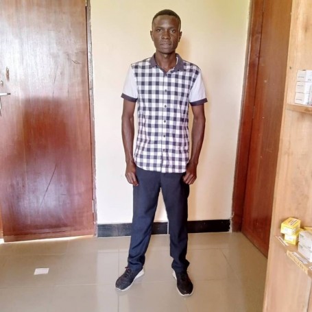 Christian, 29, Mwanza