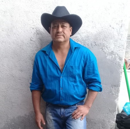 Mario, 47, Monterrey