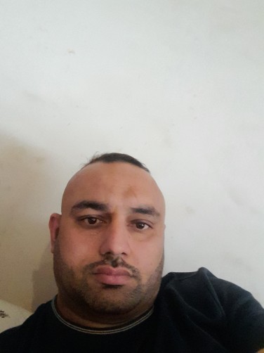 Yasir, 34, Reading