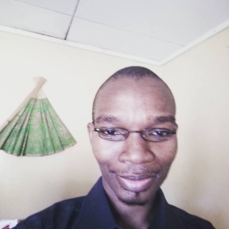 Shadreck, 37, Lilongwe