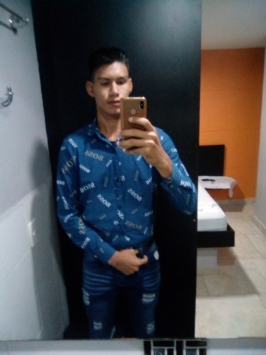Azahel, 18, Maracay