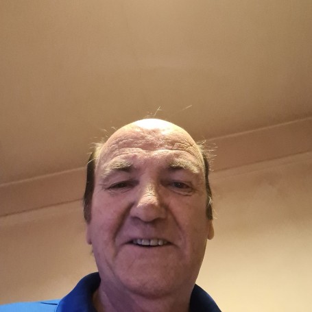 James, 68, Farnborough