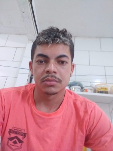 Denilson, 27, Salgado de Sao Felix