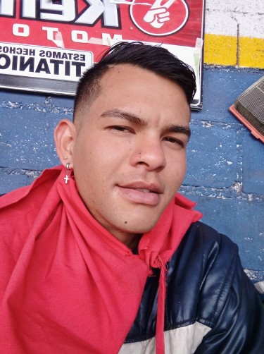 Wuilner, 27, Quito