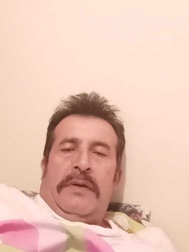 Ramiro, 57, Quito