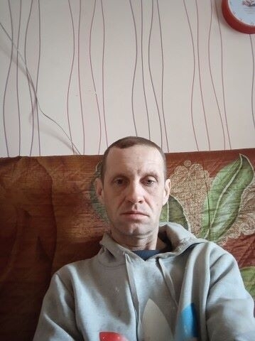Максим, 42, Novoraychikhinsk