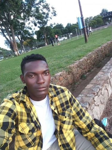 Cain, 21, Lusaka