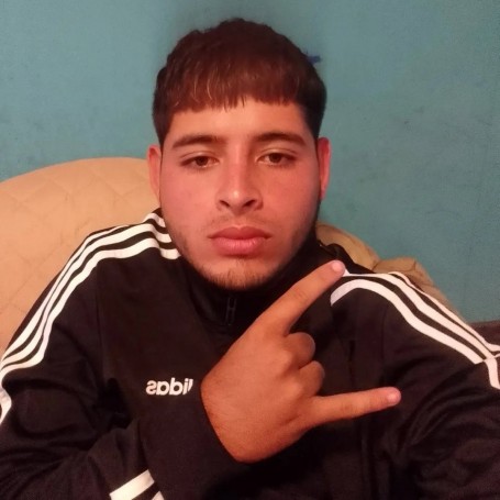 Andres Agustin, 21, Panama City