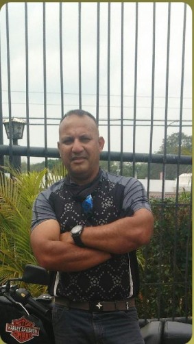 Eduardo, 47, Maracay