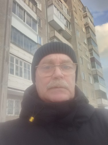 Анатолий, 62, Syrostan