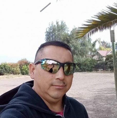 Gonza Hernancito, 39, Colina