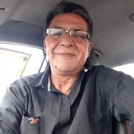 Luis, 64, Bogota