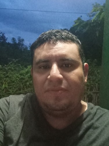 OTONIEL, 37, Santa Cruz del Quiche