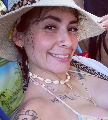 Angela, 26, Lima