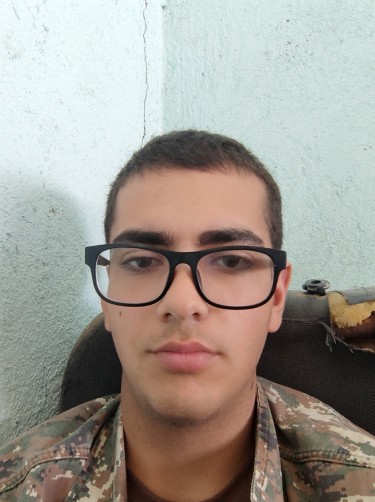 Narek, 19, Yerevan
