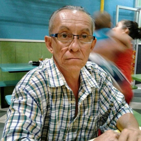Edgardo, 63, Santa Ana