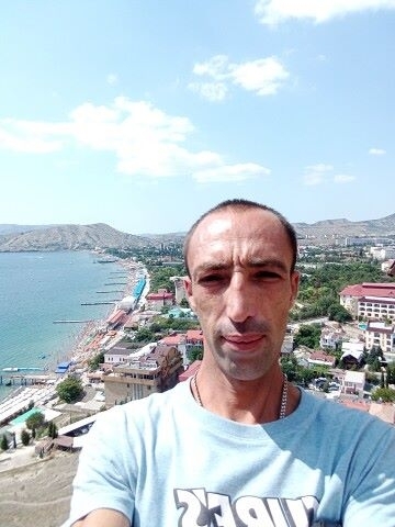 Игорь, 33, Krymskaya Roza