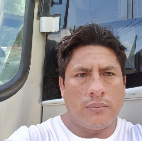 Cesar, 40, Ayacucho