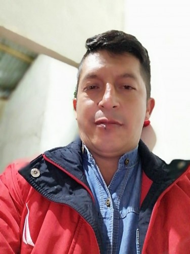 Luis, 34, Camilo Ponce Enriquez