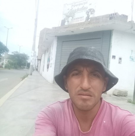 Henry Leonel, 41, Chiclayo