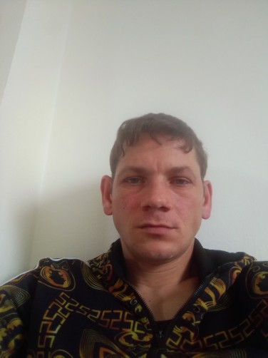 Denis, 36, Bonn