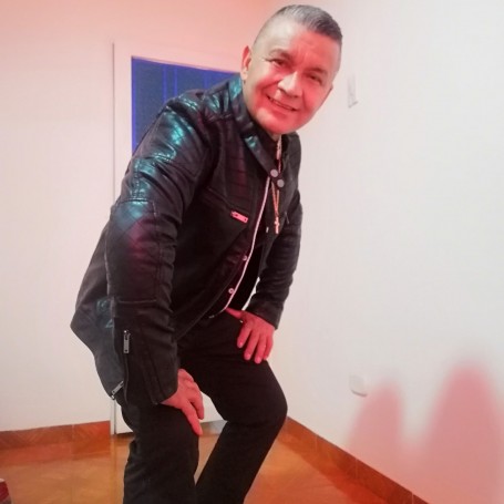 Claudio, 64, Bogota