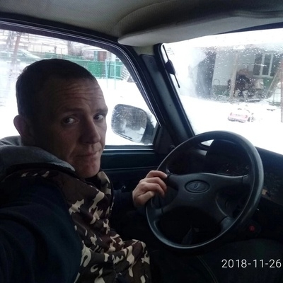 Denis, 26, Mikhaylovka