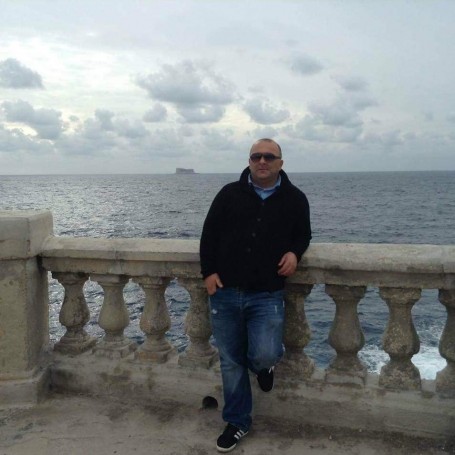 Misha, 41, Valletta