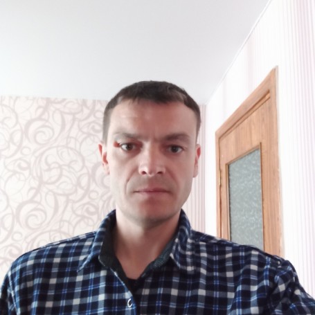Mihail Mihail, 39, Chisinau