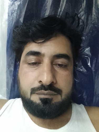 Sadqat, 32, Sharjah