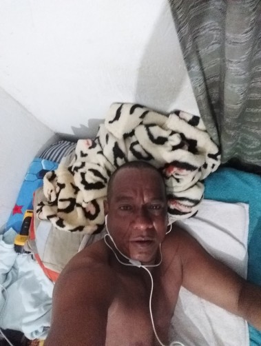 Raul, 50, Bucaramanga