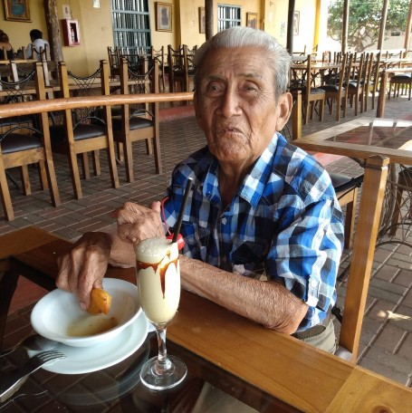 Julian, 61, Trujillo