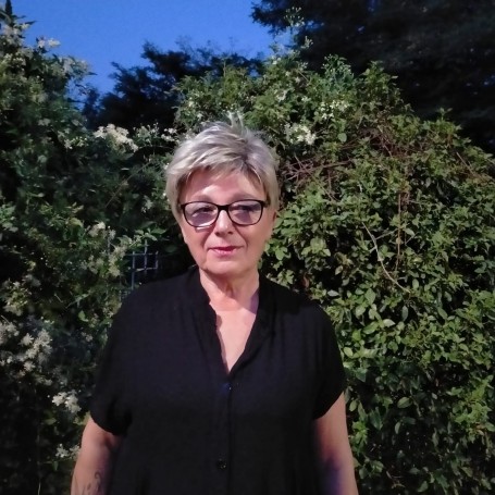 Anna, 66, Milan