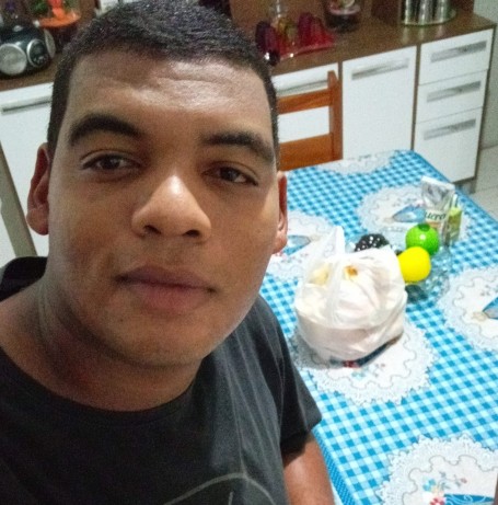 Vinicius, 26, Itabaiana