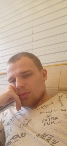 Антон, 24, Kuznetsk