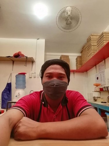 Ernz, 37, Cebu City