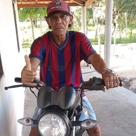 Edmundo Santos, 62, Guriu