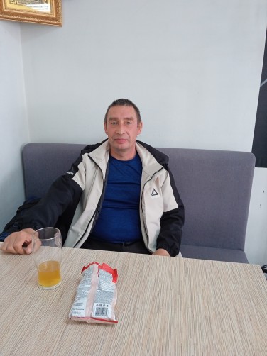 Александр, 47, Udachny